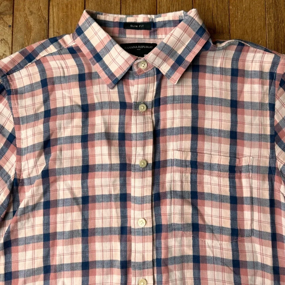 Banana Republic Button Down‎ Shirt Mens M Slim Fit Plaid Pink Blue Casual Summer